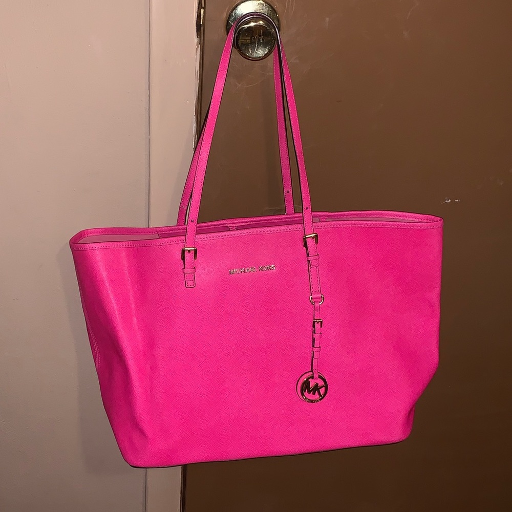 Michael Kors Jet Set Tote